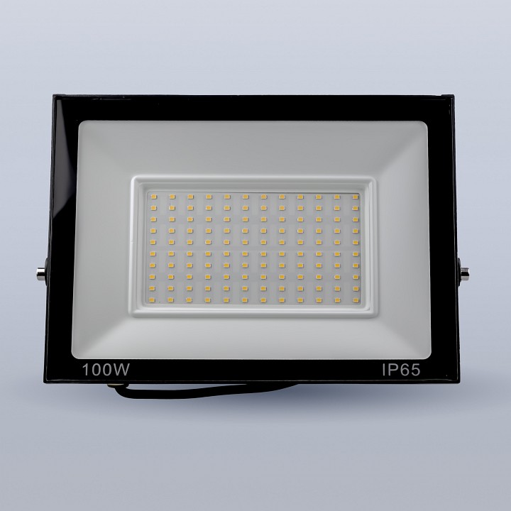 Настенно-потолочный прожектор eleganz  1200