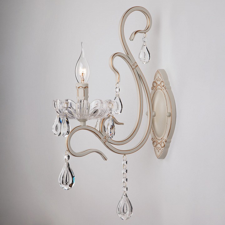 Бра eurosvet etna 12205/1 белый strotskis