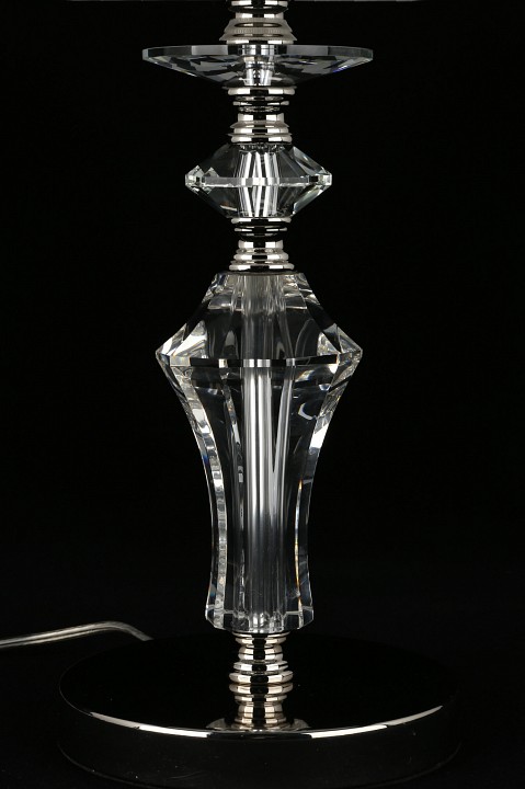 Настольная лампа декоративная aployt jula apl.707.04.01