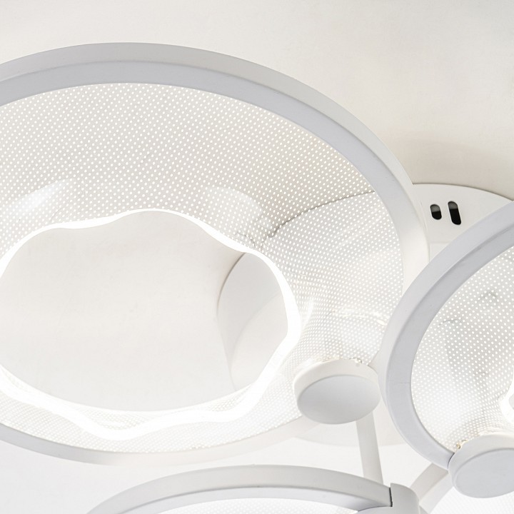 Потолочная люстра escada quasar 10261/4led