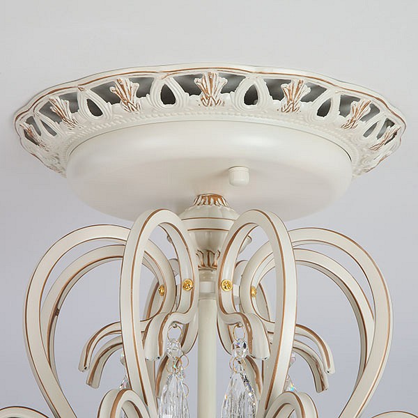 Потолочная люстра eurosvet etna 12205/8 белый strotskis