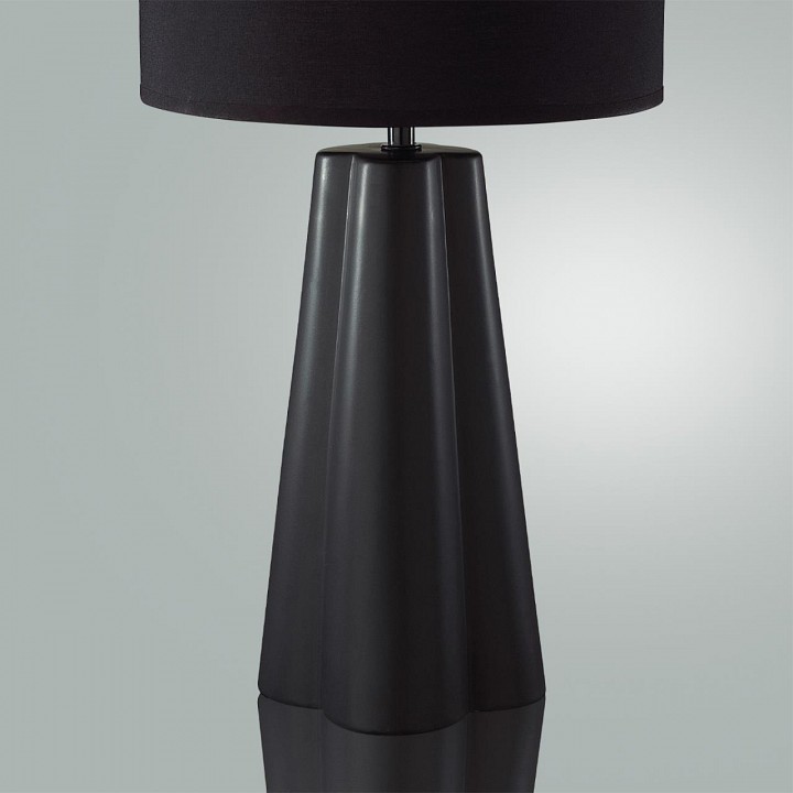 Настольная лампа декоративная lumion hinami 8124/1т