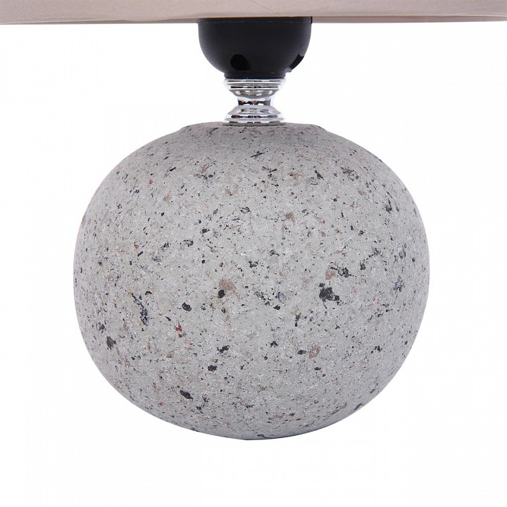 Настольная лампа декоративная lumion tareka 8215/1t