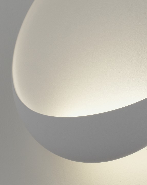 Накладной светильник moderli maloni v11216-wl