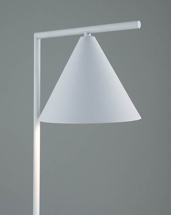 Настольная лампа декоративная moderli omaha v11596-1t