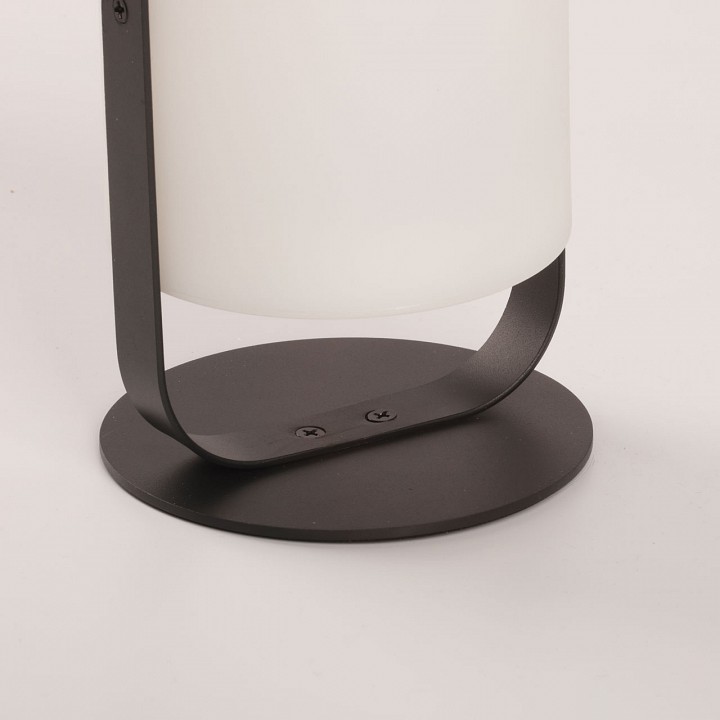 Настольная лампа декоративная demarkt арлон 812030701