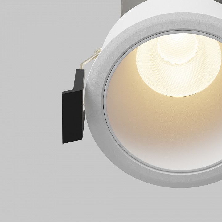 Встраиваемый светильник maytoni technical  dl116-10w-3k-w