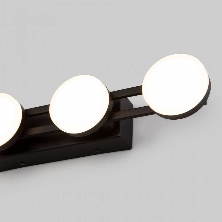 Накладной светильник eurosvet tapioca 90332/4 черный