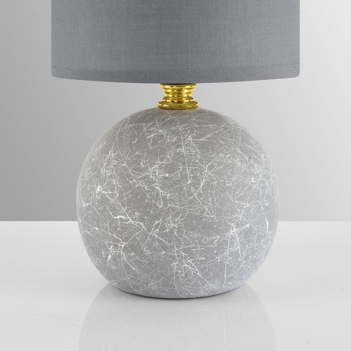 Настольная лампа декоративная lumion vilana 8165/1t