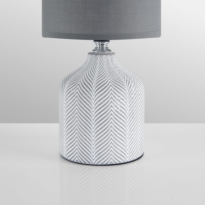 Настольная лампа декоративная lumion inina 8176/1t