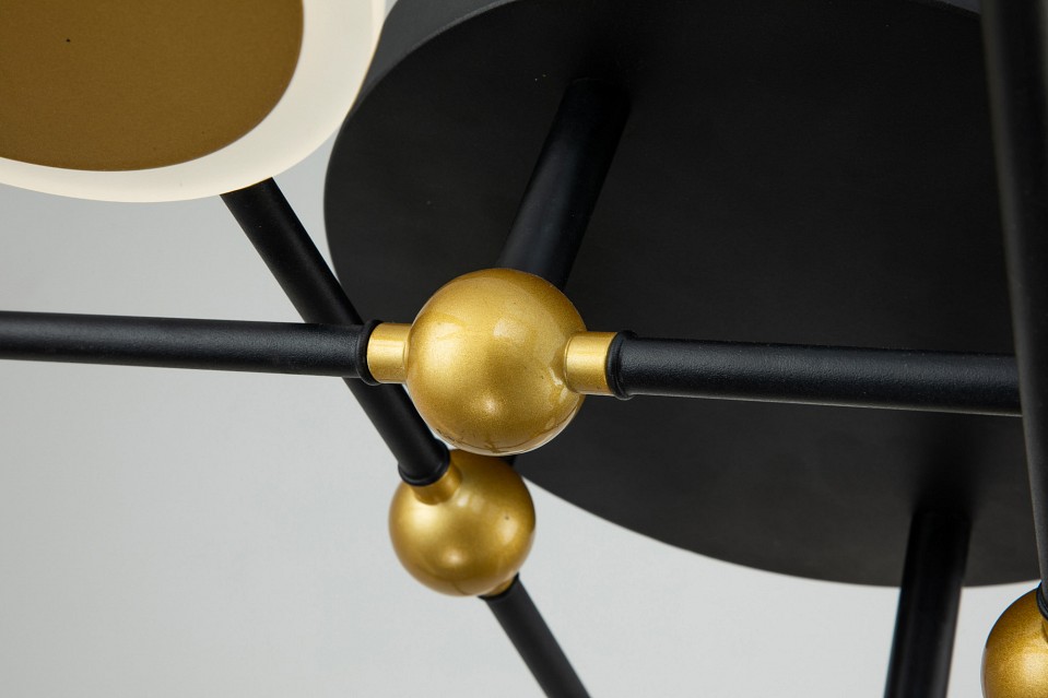 Потолочная люстра escada cassiopeia 10247/8led