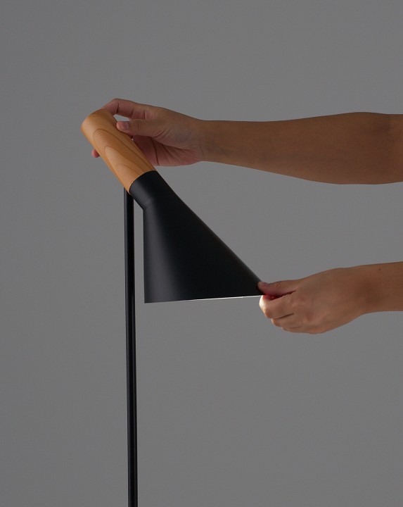 Торшер moderli turin v11334-1f