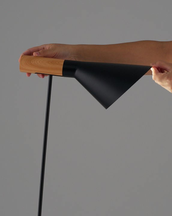 Настольная лампа офисная moderli turin v11333-1t