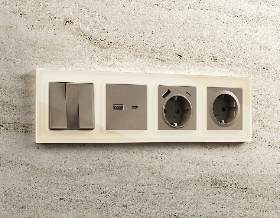 Накладка для розетки с заземлением и со шторками и 2хusb type a и c ambrella volt alfa ap6400