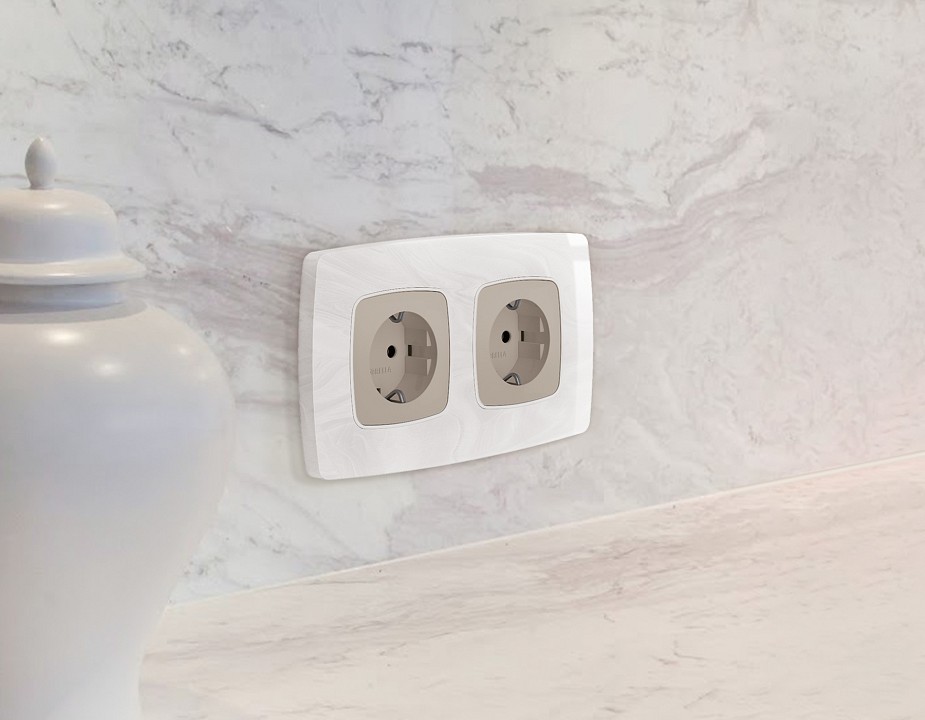 Накладка для розетки с заземлением ambrella volt omega op3660