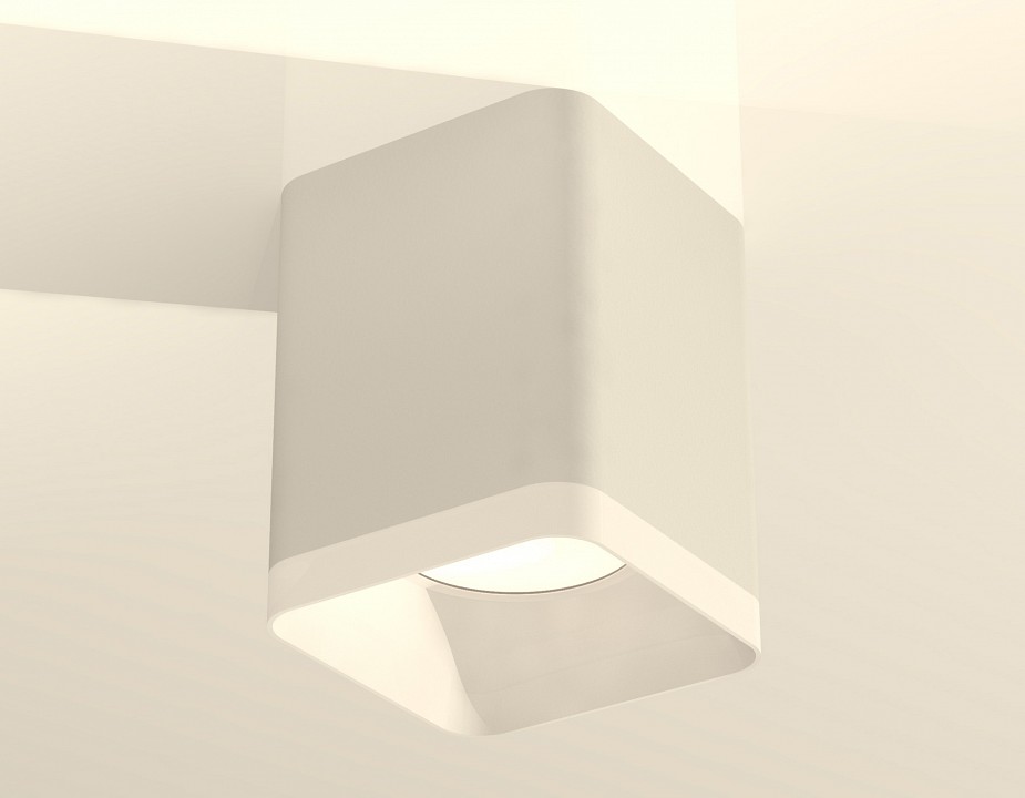 Накладной светильник ambrella light xs xs7812021