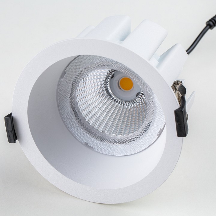 Встраиваемый светильник lightstar ciclone 385136