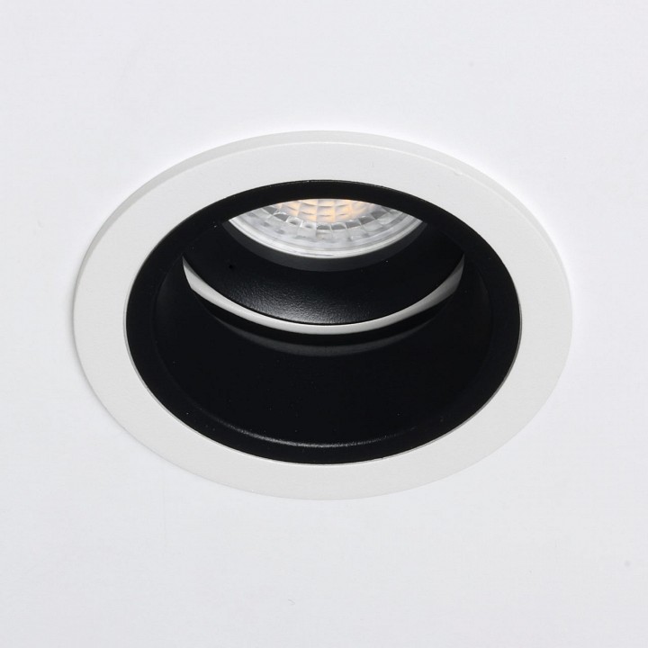 Встраиваемый светильник demarkt прайм 850010601