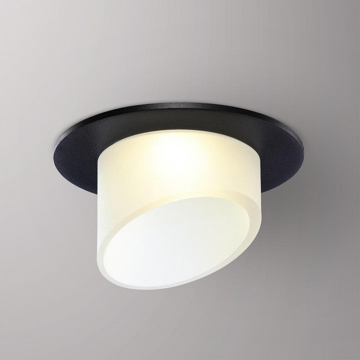 Встраиваемый светильник novotech lirio 370896