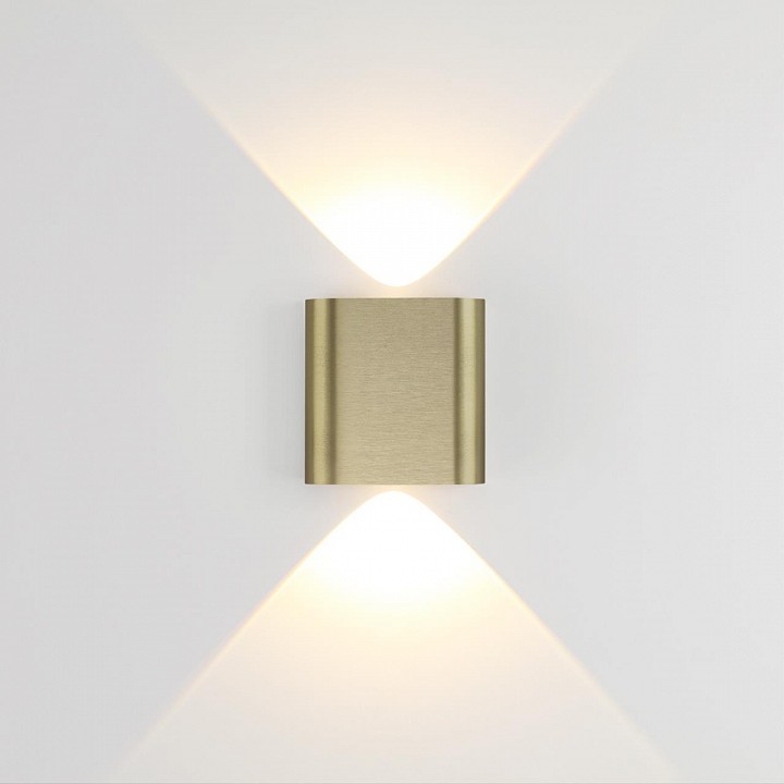 Накладной светильник odeon light magnum 7107/2wl