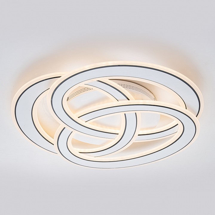 Потолочная люстра escada quant 10243/3led