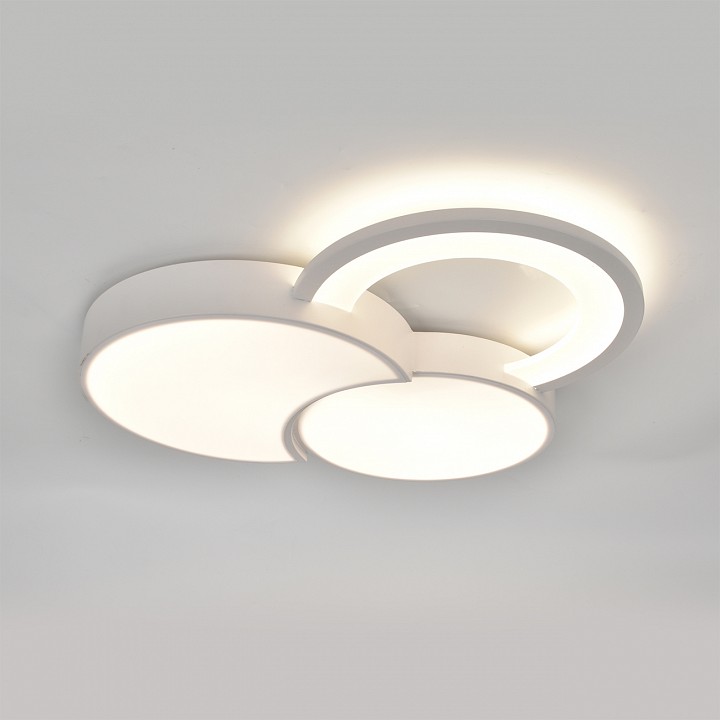 Потолочная люстра escada streamline 10286/3led