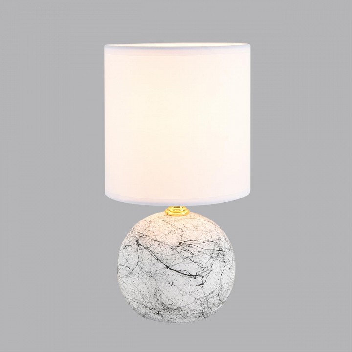 Настольная лампа декоративная lumion vilana 8166/1t