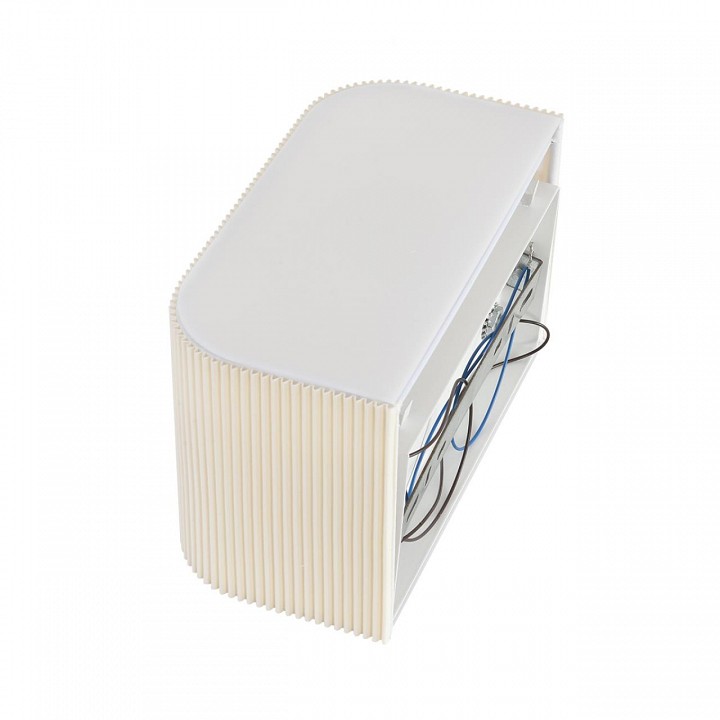 Накладной светильник lumion moderni 8327/2w