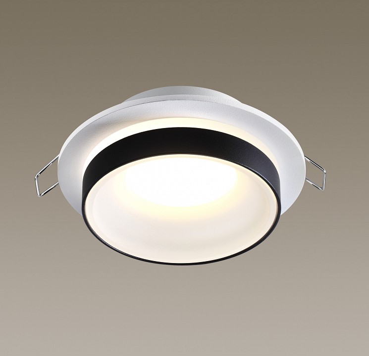 Встраиваемый светильник novotech water 370784