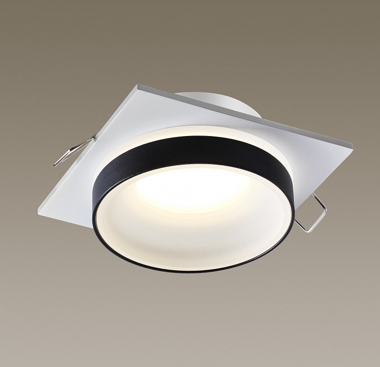 Встраиваемый светильник novotech water 370788