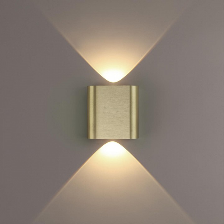 Накладной светильник odeon light magnum 7107/2wl