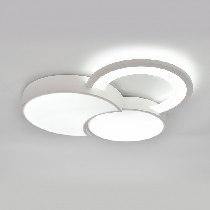 Потолочная люстра escada streamline 10286/3led