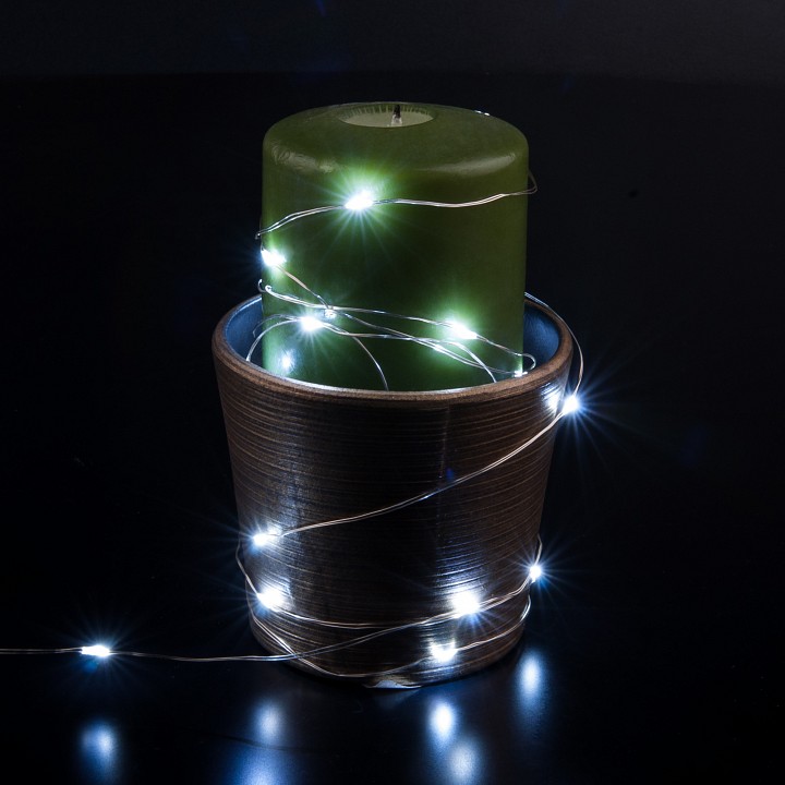 Гирлянда нить eurosvet роса 400-006 белый