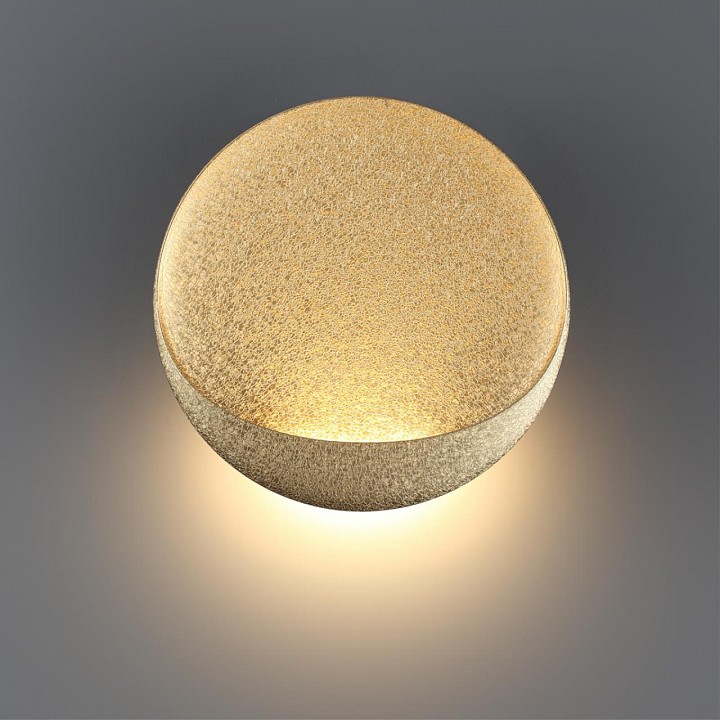 Накладной светильник odeon light vela 7004/7wl