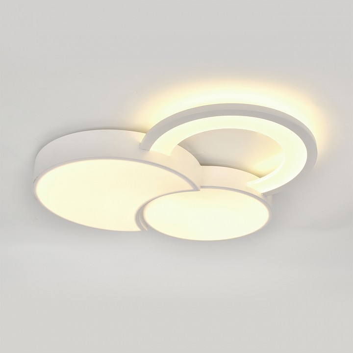 Потолочная люстра escada streamline 10286/3led