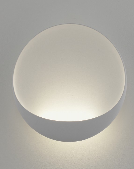 Накладной светильник moderli maloni v11216-wl