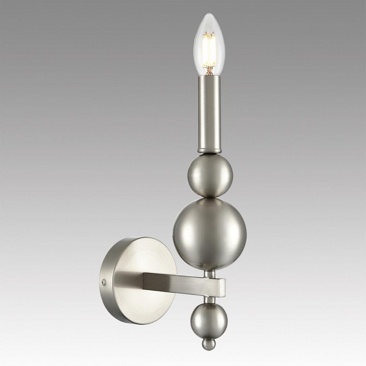 Бра lumion nana 8107/1w