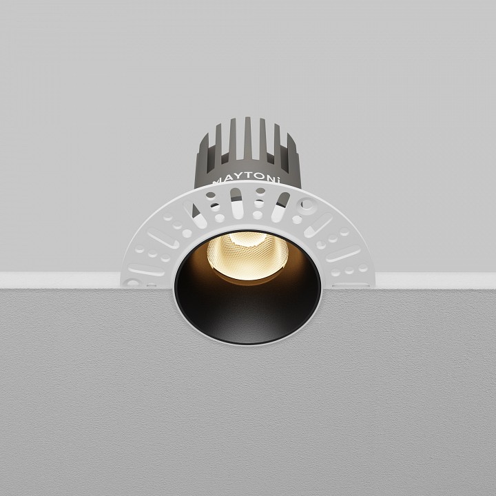 Встраиваемый светильник maytoni technical  dl124-10w-3k-trs-b