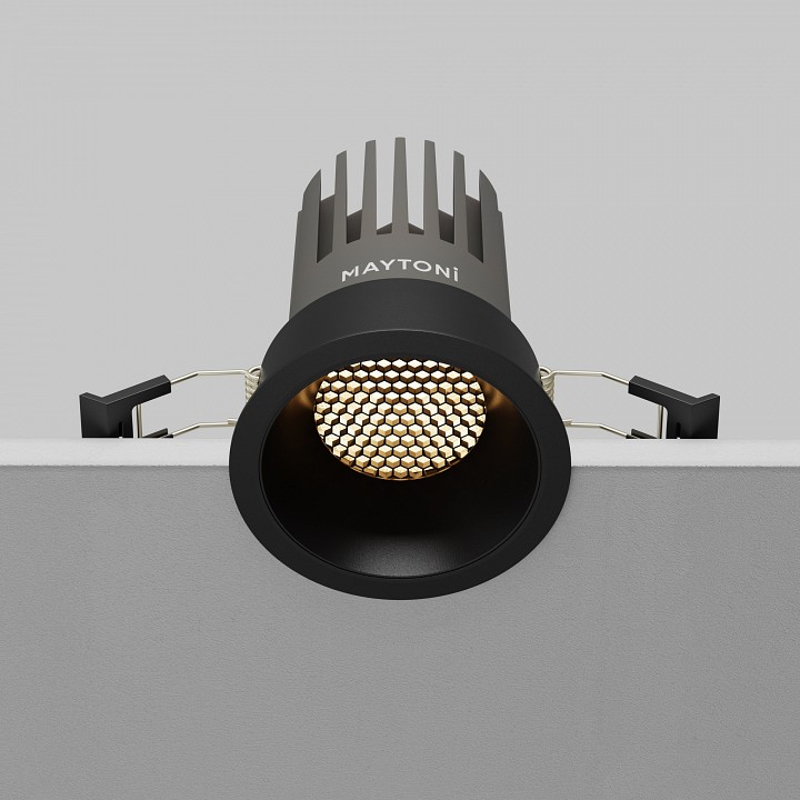 Встраиваемый светильник maytoni technical  dl117-15w-3k-b