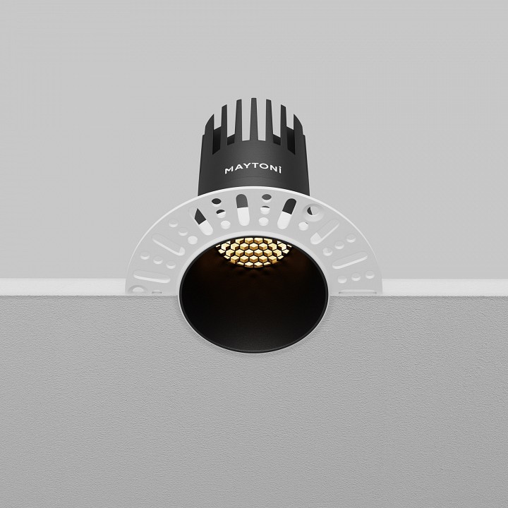 Встраиваемый светильник maytoni technical dip dl120-10w-2.7k-trs-b