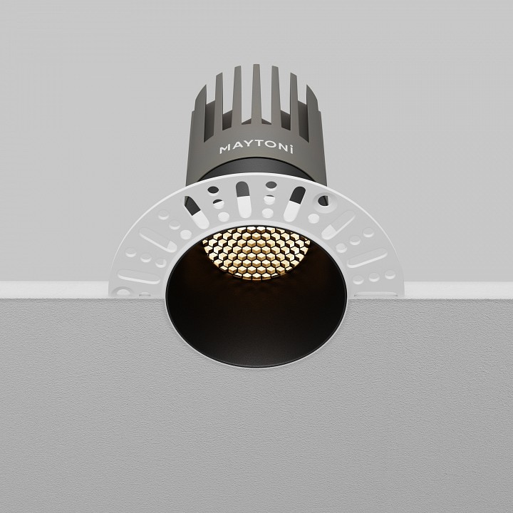 Встраиваемый светильник maytoni technical  dl122-15w-3k-trs-b