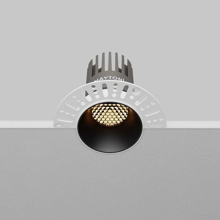 Встраиваемый светильник maytoni technical  dl124-10w-2.7k-trs-b