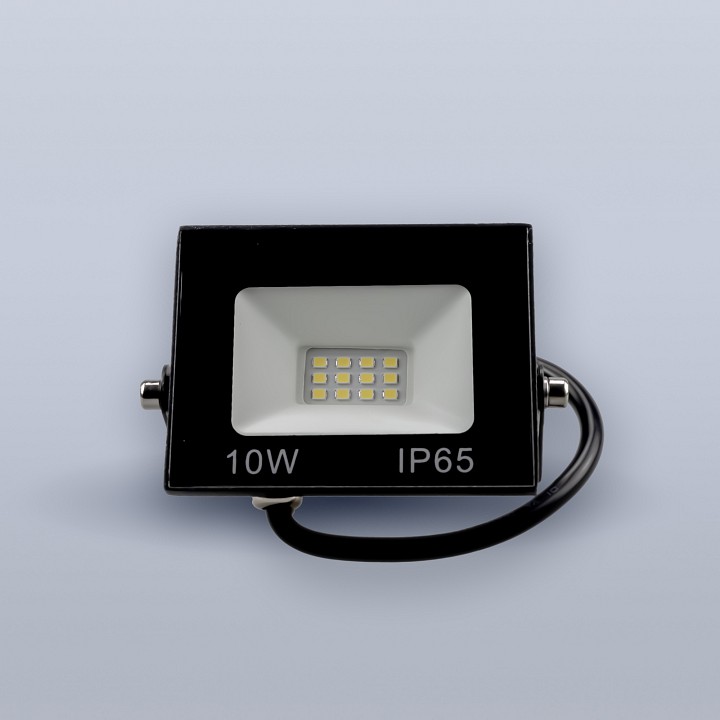 Настенно-потолочный прожектор eleganz  1203