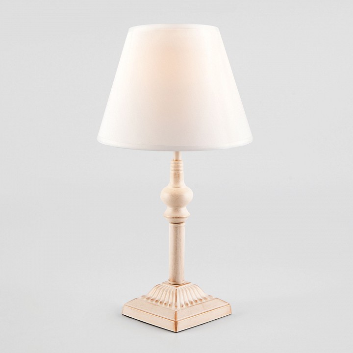 Настольная лампа декоративная eurosvet berlin 01061/1 белый с золотом