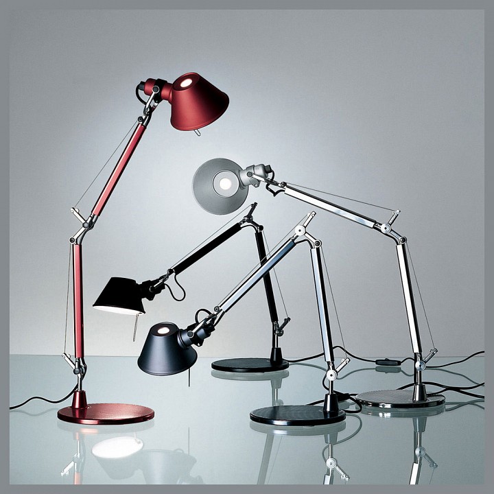 Настольная лампа офисная artemide  a011810