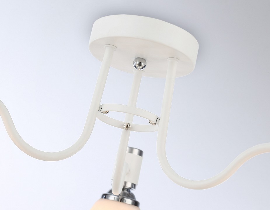 Потолочная люстра ambrella light tr tr303302