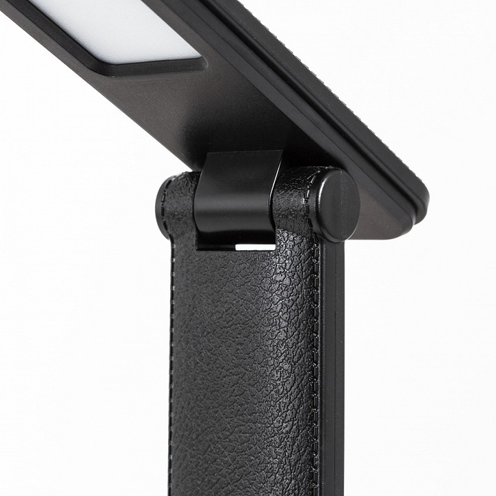 Настольная лампа офисная arte lamp london a5123lt-1bk