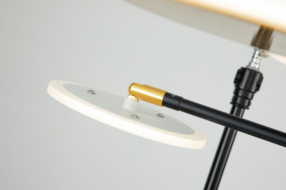 Потолочная люстра escada cassiopeia 10247/8led