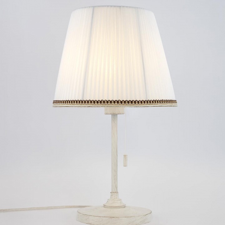 Настольная лампа декоративная citilux линц cl402720