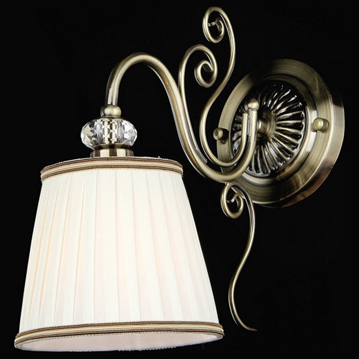 Бра maytoni vintage arm420-01-r